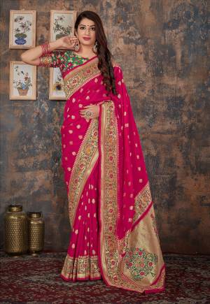 Beautiful Designer Pink Banarasi Silk Weaving Jacquard Saree with Blouse Piece