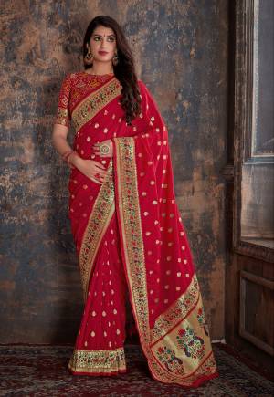 Beautiful Designer Red Banarasi Silk Weaving Jacquard Saree with Blouse Piece