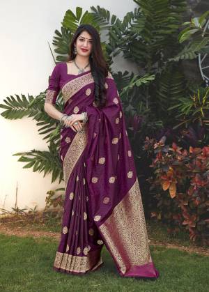 Best and latest wine banarasi silk weaving jacquard saree with blouse