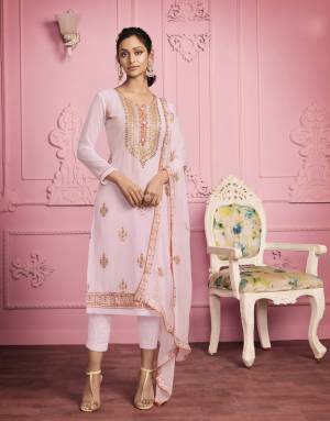 Exclusive Designer Thread Embroidery Georgette Semi-Stitched Salwar Suit