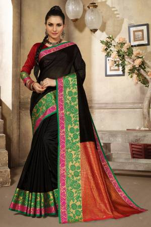 Beautiful Designer Weaving Jacquard Cotton Handloom Saree with Blouse