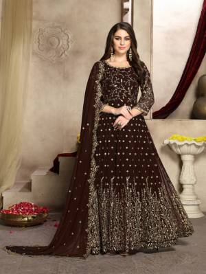 Exclusive Designer Embroidery Georgette Semi-Stitched Salwar Suit