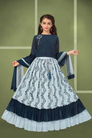 Beautifull Attractiv Collection Of PR Fashion