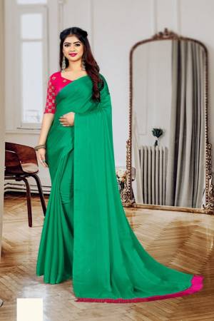 Plain Chiffon Saree Come With Designer Contrast Blouse