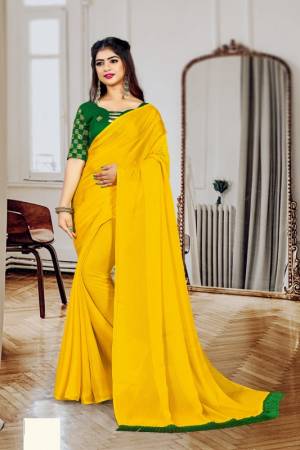 Plain Chiffon Saree Come With Designer Contrast Blouse