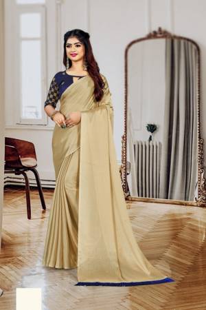 Plain Chiffon Saree Come With Designer Contrast Blouse