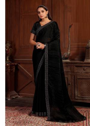 Most Beautiful Plain Saree With Fancy Border 