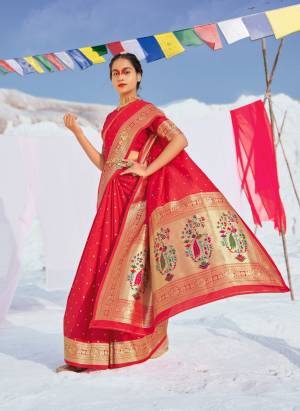 Most Beautiful Banarasi Silk Saree Collection