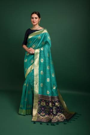 Most  Beautifull Fancy Patola Silk Saree Collection is Here