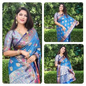 Fancy Saree Come With Lichi Silk Fabric