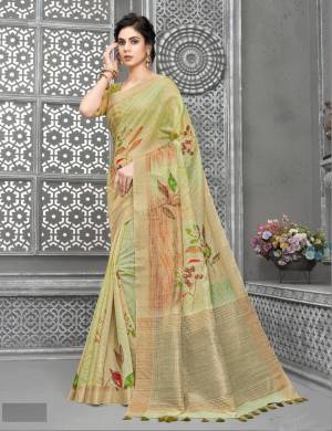 Look Pretty Wearing This Lovely Saree