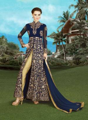 This Navy Blue Colored Georgette Salwar Kameez Has Exotic Pattern Designs That Give You The Time Lost Look Of The Princesses . Buy This Lovely Suit Now.