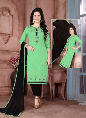 For Your Casual Wear Here Is A Simple Dress Material In Green colored Top Paired With Black Colored Bottom And Dupatta. Its Top Is Fabricated On Cambric Cotton Paired With Cotton Bottom And Chiffon Dupatta. Get This Stitched As Per Your Desired Fit And Comfort.