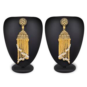 Beautiful Designer Patterned Set Of Earrings Is Here In Golden Color With Chain Hangings. These Attractive Earrings Will Definitely Earn You Lots Of Compliments From Onlookers. Buy It Now.