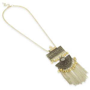 Some What Heavy Necklace Is Here In Silver And Golden Color That Can Be Paired With Any Colored Traditional Or Western Attire. Buy It Now.