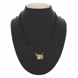Elegant Looking Mangalsutra Is Here In Golden Colored Pendant Beautified with White Colored Stones . It Is Light Weight And Easy To Carry All Day Long.