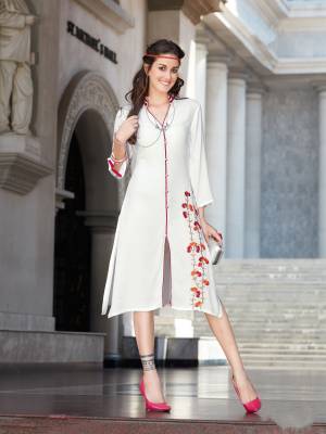 Flaunt Your Rich And Elegant Taste Wearing This Readymade Kurti In White Color Fabricated On Rayon Cotton. This Kurti Is Light Weight And Easy To Carry All Day Long.