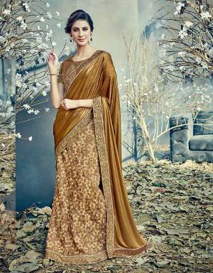 This saree will weave your fashin thoughts and stand true to your style ideas and make you look naturally gorgous as you sashay around your soiree. 