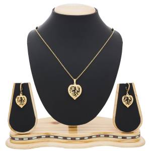Grab This Pretty And Elegant Looking Pedant Set In Golden Color With A Set Of Earrings. It Is Light Weight And Can Be Paired With Any Colored Attire.
