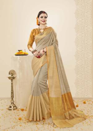 Celebrate This Festive Season Wearing this Saree In Pale Grey Color Paired With Contrasting Musturd Yellow Colored Blouse. This Saree and Blouse Are Fabricated On cotton Handloom Silk. It Is Soft Towards Skin And Easy To Carry Throughout The Gala,