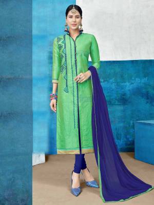 Look Pretty In This Straight Cut Suit In Sea Green Colored Top Paired With Contrasting Royal Blue Colored Bottom And Dupatta. Its Top Is Fabricated On Cotton Silk Paired With Cotton Bottom And Chiffon Dupatta. Get This Dress Material Now And Get It Stitched As Per Your Desired Fit And Comfort. 