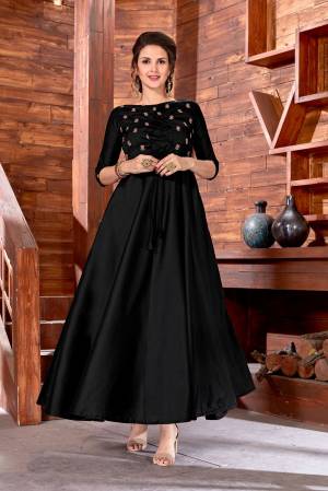 For a Bold And Beautiful Look, Grab This Attractive Designer Floor Length Gown In Black Color, This Gown Is Fabricated On Art Silk Beautified With Embroidery Over The Yoke. It Also Ensures Superb Comfort all Day Long.