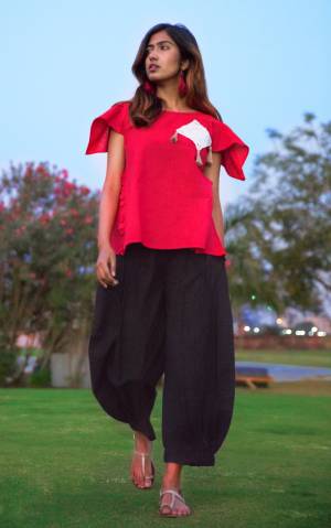 Grab This Beautiful Khadi Pair In Dark Pink Colored Cap Sleeves Top Paired With Black Colored Pants. This Readymade Pair Is Based On Khadi Cotton Fabric Ensuring Superb Comfort All Day Long.