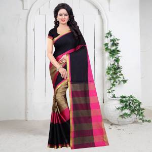 Grab This Poly Cotton Based Fabric Saree In Black & Pink Color Paired With Black Colored Blouse. This Plain Saree Gives An Elegant Look To Your Personality. Buy Now.