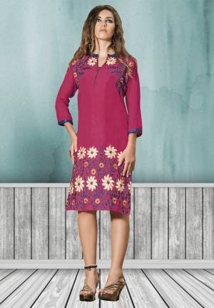 Look gorgeous at an upcoming any occasion wearing the kurti. This beautiful kurti has cream and blue colored floral ad leaf embroidery work on the lower part with neck line. This Magenta pink colored kurti is fabricated in georgette, while the inner is made of santoon fabric. This pretty kurti specially for you.