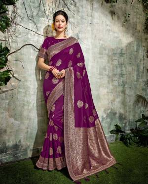 Deep Purple is a pure color of lucury and royalty. Look royal in this intrictaely weaved silk saree . Keep the Look minimal for a regal outlook. 