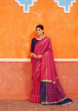 This Festive Season, Be The Most Gorgeous One Wearing This Lovely Silk Based Saree In Dark Pink Color Paired With Contrasting Dark Purple Colored Blouse. This Saree And Blouse Are Fabricated On Handloom Art Silk Beautified With Weave Over The Pallu. 