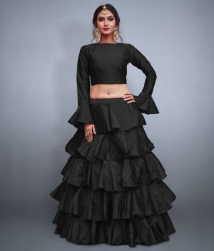 Rich Looking Designer Readymade Lehenga Choli Is Here With A Lovely Pattern Play. This Lehenga And Choli Are Silk Based With A Lovely Frill Pattern. You Can Carry This Very Heavy Accessories To Give It An Attractive Look. 