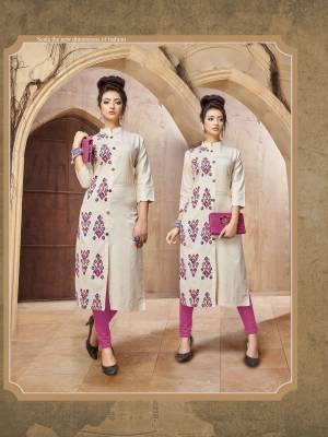 Grab This Pretty Kurti In Cream Color Fabricated On Khadi Cotton. Its Rich Fabric Will Earn Lots Of Compliments From Onlookers. Buy Now.