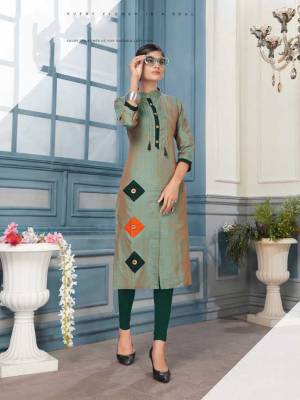 Grab This Pretty Kurti For Your Casual Wear In Light Green Fabricated On Khadi Cotton. This Readymade Kurti Is Available In All Regular Sizes. Buy Now.