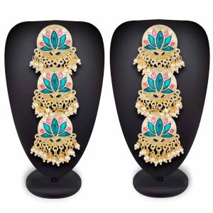 For An Attractive Look, Pair up This Beautiful Pair Of Earrings In Golden Color Which Can Be Paired With Any Colored Ethnic Attire. It Is Light In Weight And Easy To Carry All Day Long. 