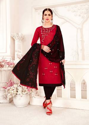 Evergreen Combination Is Here With This Dress Material In Red Colored Top Paired With Black Colored Bottom And Dupatta. Its Top And Bottom Are Cotton Based Paired With Chiffon Dupatta. 