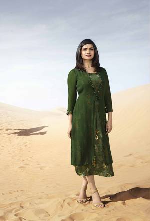 Grab This Designer Readymade Kurti In Green Color Fabricated On Georgette With Crepe Fabricated Printed Inner. This Kurti Ensures Superb Comfort all Day Long. 