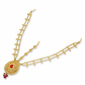 Grab This Pretty Maang Tika for The Upcoming Festive And Wedding Season. This Pretty Maang tika Gives An Enhanced Look Even To Your Simple Attire. It Is Light In Weight And Easy To Carry All Day Long. Buy Now.
