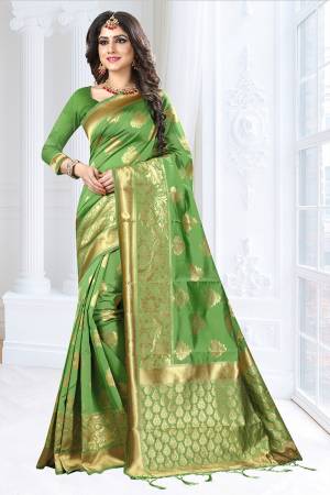 Flaunt Your Rich And Elegant Taste In Royal Looking Silk Based Saree. This Saree Is Fabricated On Banarasi Art Silk Paired With Art Silk Fabricated Blouse, Its Rich Fabric Will Defintely Earn You Lots Of Compliments From Onlookers. Buy Now.