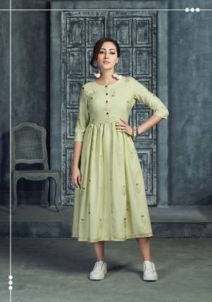 This Season Is About Subtle Shades And Pastel Play, So Grab This Designer Readymade Kurti In Pastel Green Color Fabricated On Rayon. It Is Light In Weight And Easy To Carry All Day Long. Buy Now.