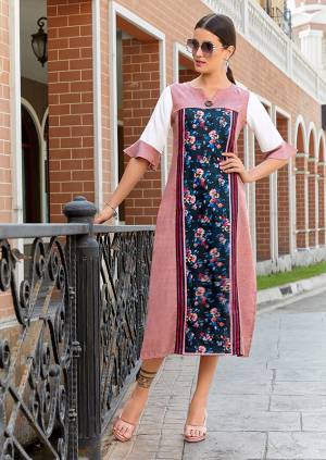 Look Pretty Wearing This Designer Readymade Kurti In Pink And Navy Blue Color Fabricated On Poly Linen. Its Rich Color And Fabric Will Earn You Lots Of Compliments From Onlookers. 