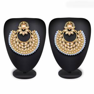 For An Attractive Look, Pair up This Beautiful Pair Of Earrings In Golden Color Which Can Be Paired With Any Colored Ethnic Attire. It Is Light In Weight And Easy To Carry All Day Long.
