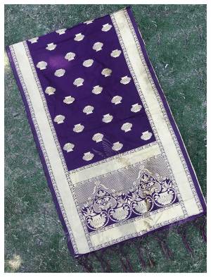 For A Proper Traditional Look, Pair Up Your Simple Attire With This Trendy Banarasi Art Silk Fabricated Dupatta. It Is Beautified With Weave All Over. Also It Is Light In Weight And Easy To Carry All Day Long. 