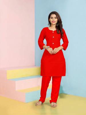 For Your Casuals Or Office Wear. Grab This Pretty Readymade Plain Kurti Fabricated On Cotton. This Kurti Is Light In Weight And Easy To Carry All Day Long. Buy Now.
