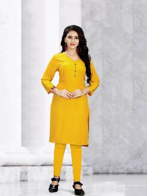 For Your Casuals Or Office Wear. Grab This Pretty Readymade Plain Kurti Fabricated On Rayon. This Kurti Is Light In Weight And Easy To Carry All Day Long. Buy Now.