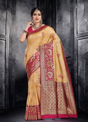 Look Pretty In This Designer Silk Based Saree Beautified With Heavy Weave All Over. Its Rich Fabric And Attractive Weabe Will Earn You Lots Of Compliments From Onlookers.