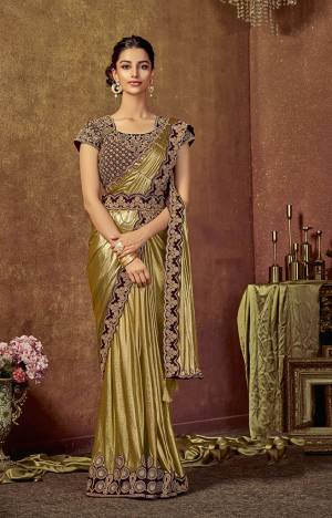 Classics detailed with contemporary aesthetics is what this saree speaks about. The added embroidered belt makes the whole design stand out. 