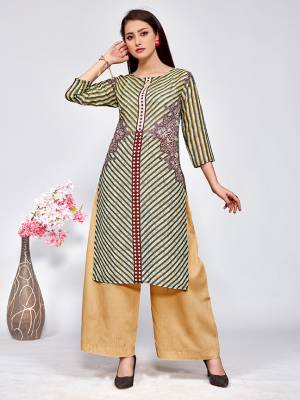 Here Is A Very Pretty Printed Kurti For These Easy go Summer. This Kurti Is Fabricated On Light Weight Linen. You Can Pair This Kurti With Leggings, Plazzo OR Pant As Per Your Comfort. Buy Now