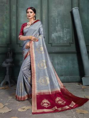 You Will Definitely Earn Lots Of Compliments In This Rich And Elegant Silk Based Saree, This Saree And Blouse are Beautified With Weave Giving It An Attractive Look.