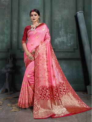 Grab This Beautiful Designer Silk Based Saree Which Gives A Rich?Look To Your Personality. This Saree And Blouse are Fabricated On Art Silk Beautified With Weave.